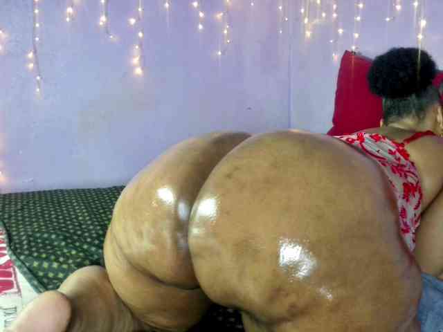 Big-Ass-Wilma webcam