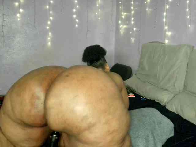 Model: Big-Ass-Wilma