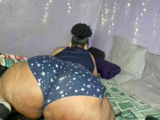 Big-Ass-Wilma webcam