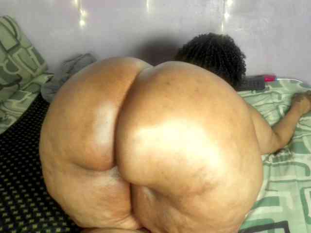 Big-Ass-Wilma webcam