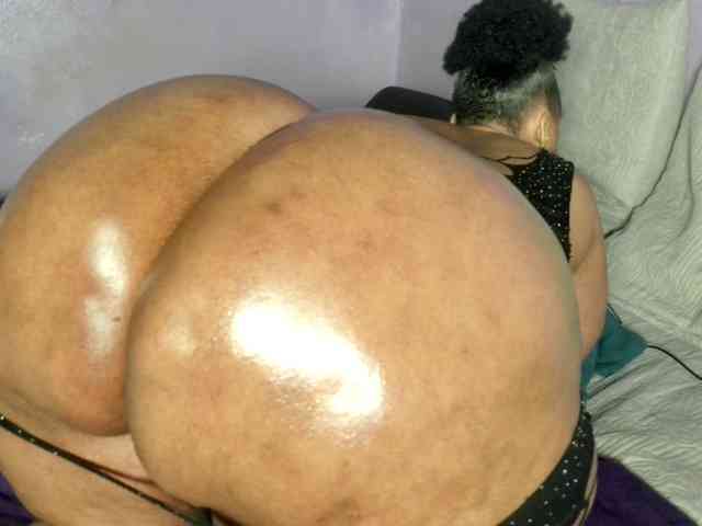 Big-Ass-Wilma webcam
