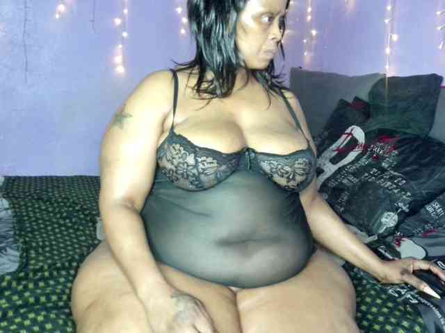 Big-Ass-Wilma webcam