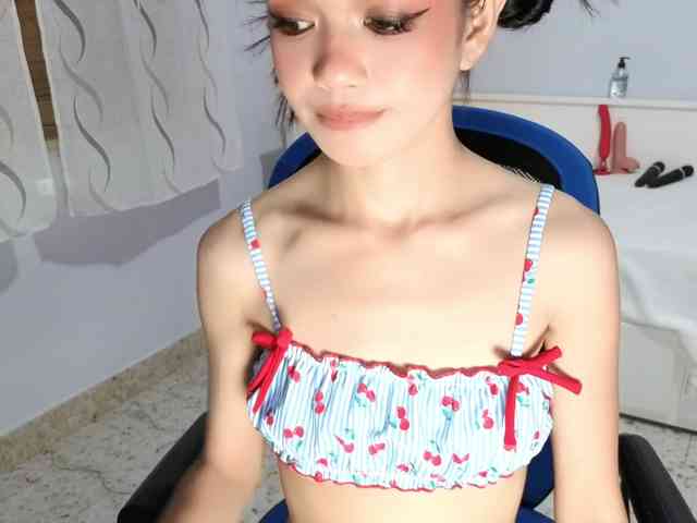 PixieMika webcam