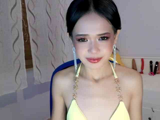 PixieMika webcam