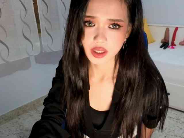 PixieMika webcam