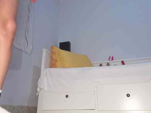 PixieMika webcam