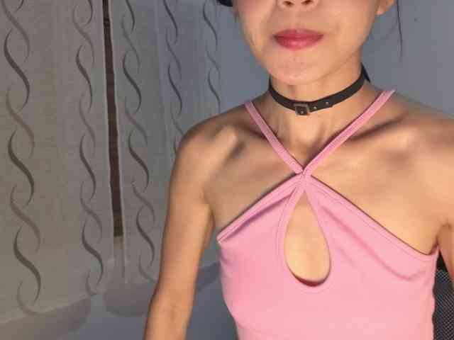 Miyah Live Webcam on BongaCams
