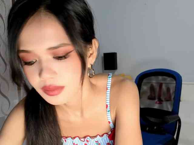 PixieMika webcam