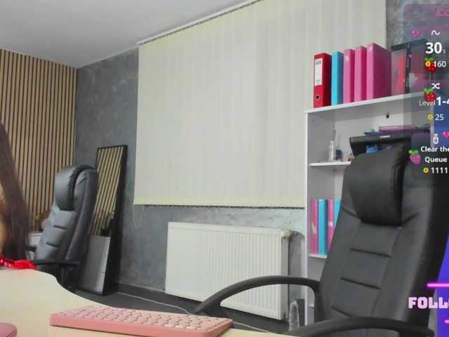 DaryaStars live webcam show