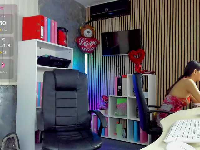 DaryaStars live cam on BongaCams
