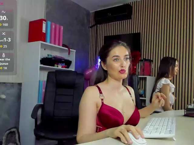 DaryaStars live cam on BongaCams