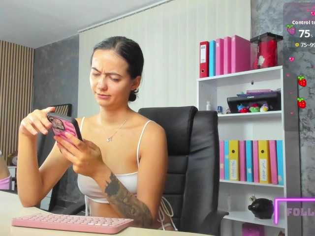 DaryaStars live cam on BongaCams