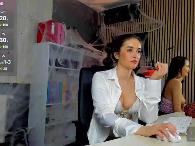 DaryaStars live cam on BongaCams