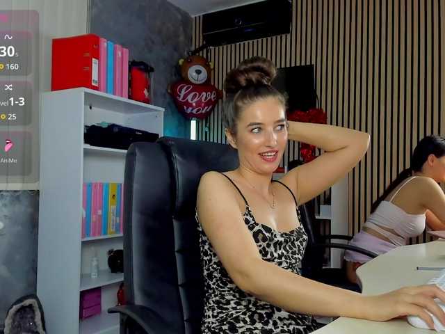 DaryaStars live cam on BongaCams
