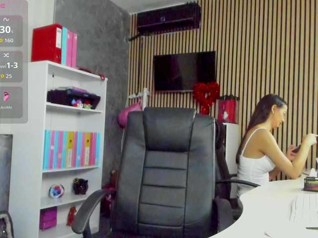DaryaStars live cam on BongaCams