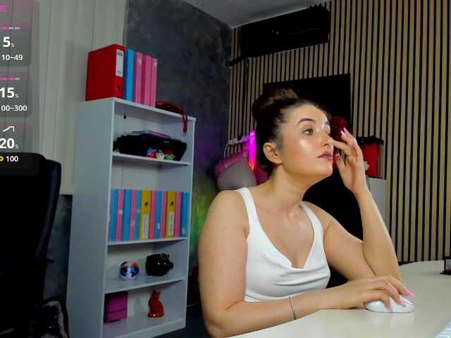 DaryaStars live cam on BongaCams