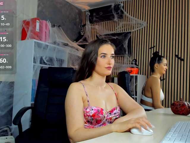 DaryaStars live cam on BongaCams