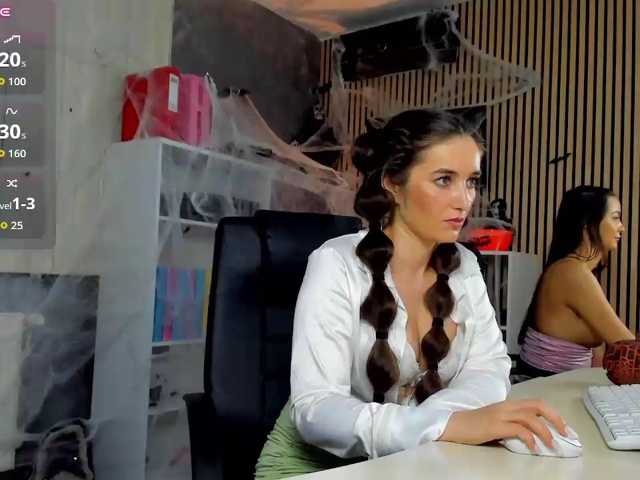 DaryaStars live cam on BongaCams