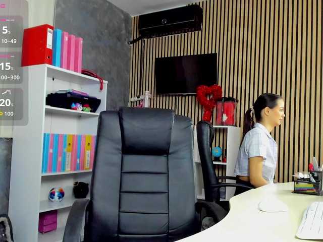 DaryaStars live cam on BongaCams