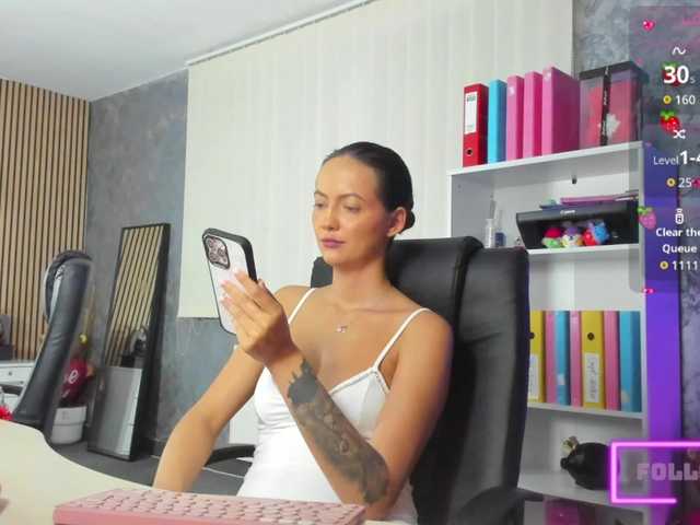 DaryaStars live cam on BongaCams