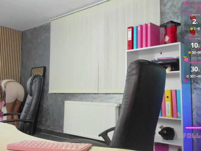 DaryaStars live cam on BongaCams