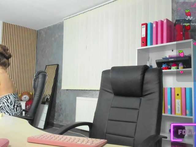 DaryaStars live cam on BongaCams