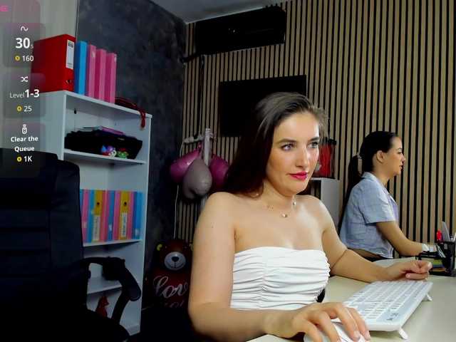 DaryaStars live cam on BongaCams