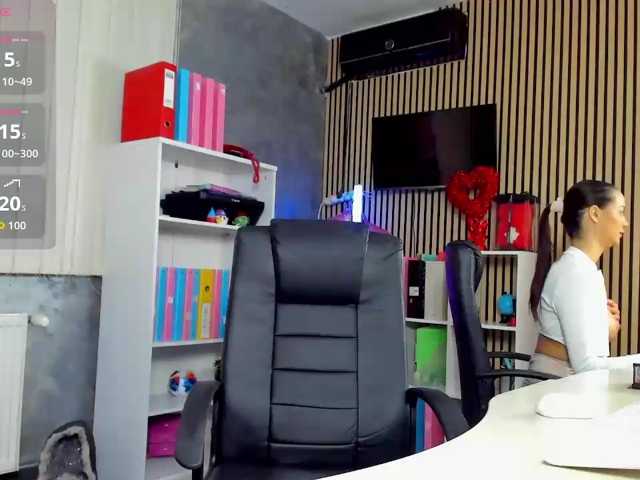 DaryaStars live cam on BongaCams