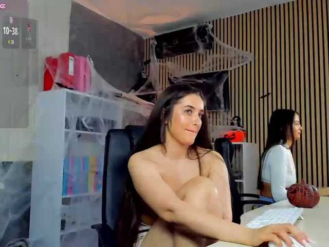 DaryaStars live cam on BongaCams