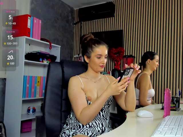 DaryaStars live cam on BongaCams