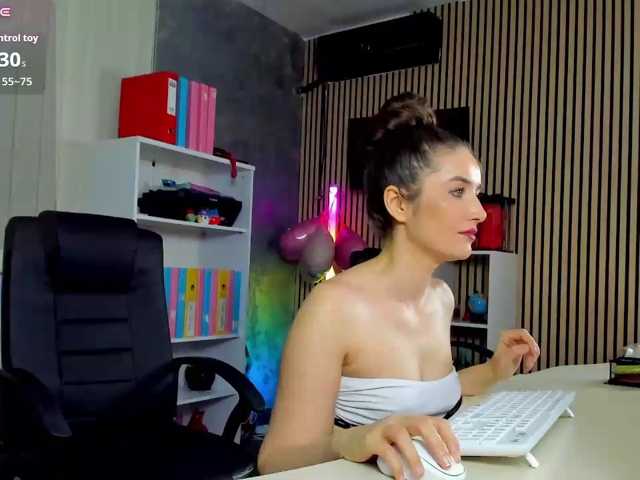 DaryaStars live cam on BongaCams