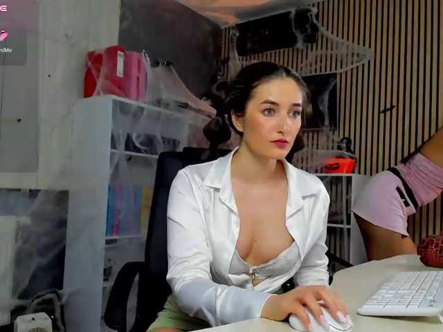 DaryaStars live cam on BongaCams