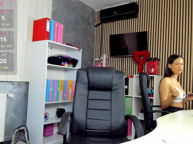 DaryaStars live cam on BongaCams