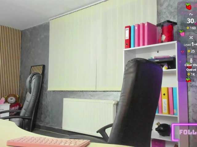 DaryaStars live cam on BongaCams