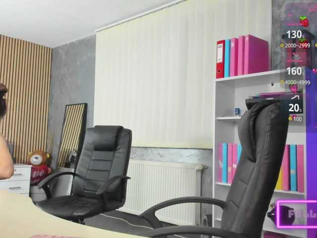 DaryaStars live cam on BongaCams