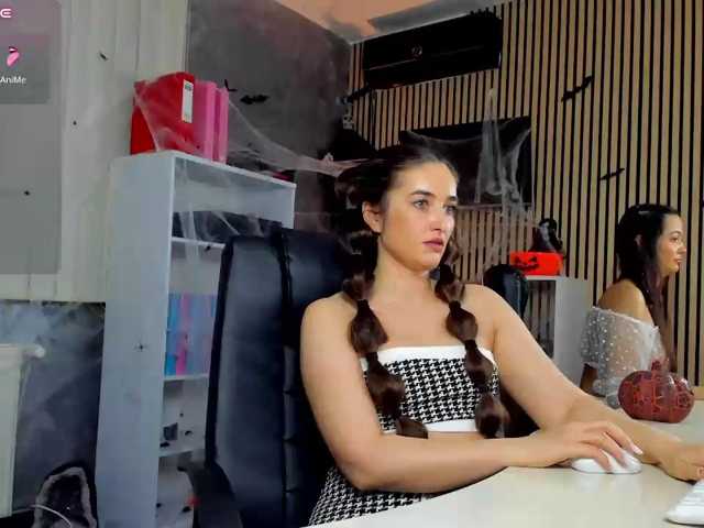 DaryaStars live cam on BongaCams