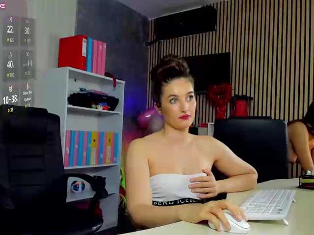 DaryaStars live cam on BongaCams