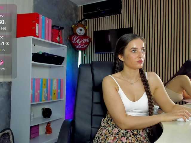DaryaStars live cam on BongaCams