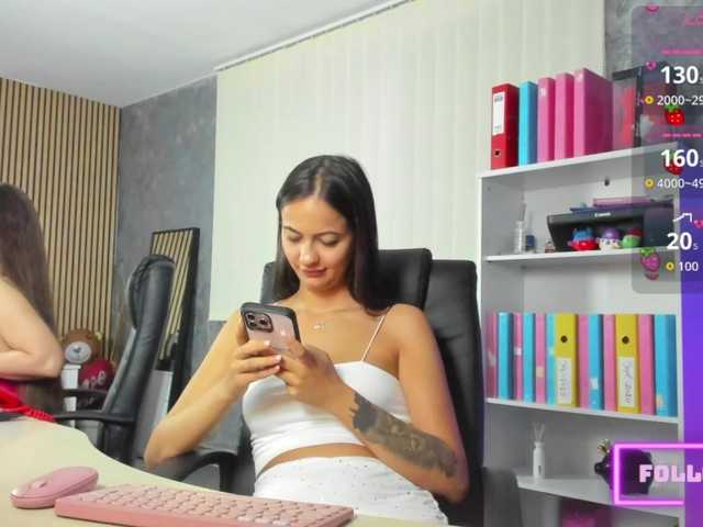 DaryaStars live webcam show