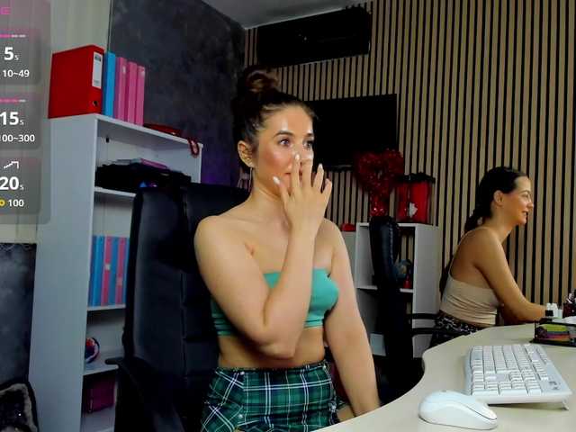 DaryaStars live cam on BongaCams