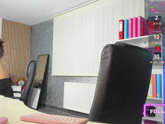 DaryaStars live cam on BongaCams