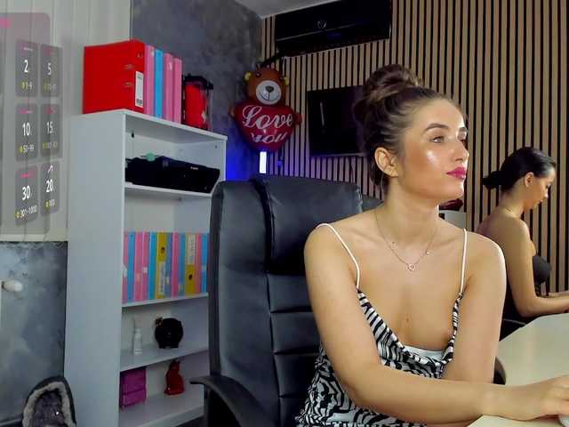 DaryaStars live cam on BongaCams