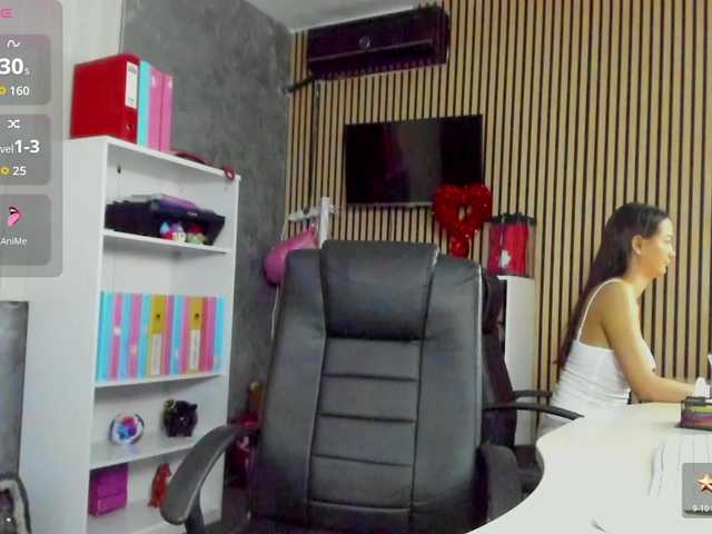 DaryaStars live cam on BongaCams