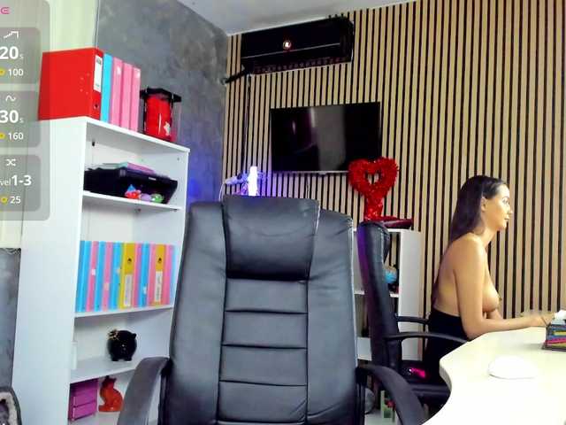 DaryaStars live cam on BongaCams