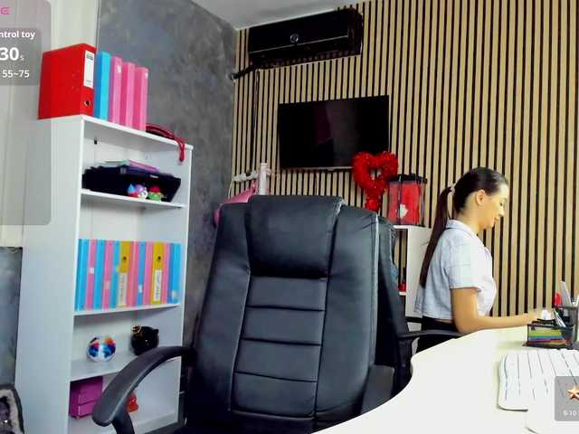 DaryaStars live cam on BongaCams