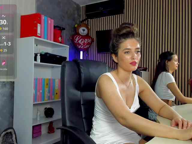 DaryaStars webcam