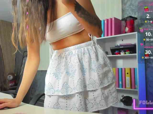 DaryaStars webcam