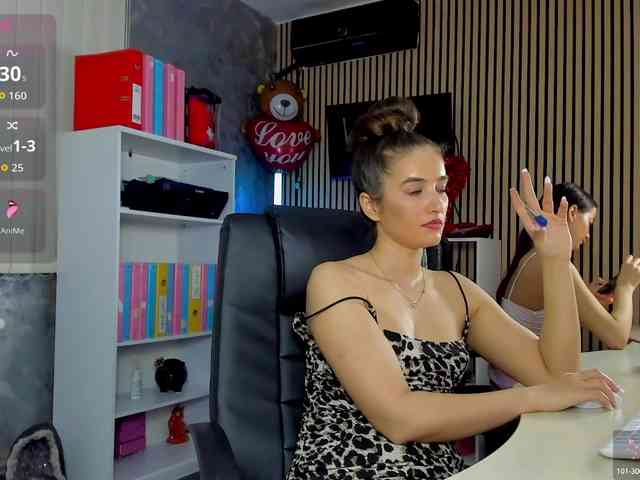 DaryaStars webcam
