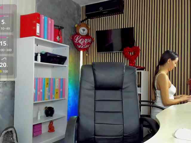 DaryaStars webcam