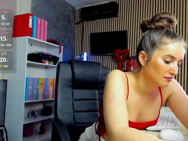 DaryaStars webcam